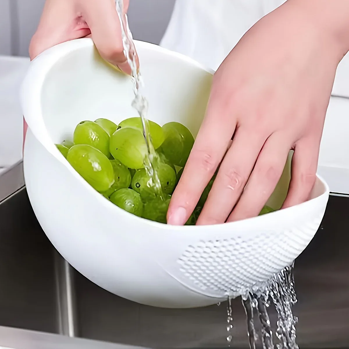 Montero Milan 1 Modern Plastic Multi-Purpose Kitchen Strainer - Fruit, Vegetable, Rice, and Grain Food Drain Basket - Kitchen Accessory Storage Basket - Image 4