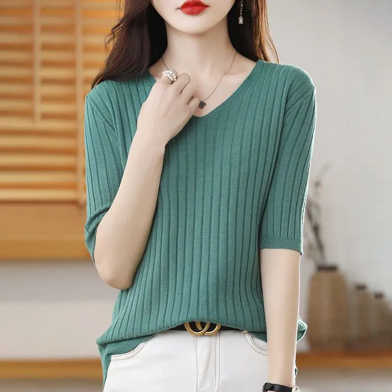 2025 New Spring Summer New Women's V-neck Short-Sleeved Exquisite Cashmere Knitted Sweater Pullover Solid Color - Image 30