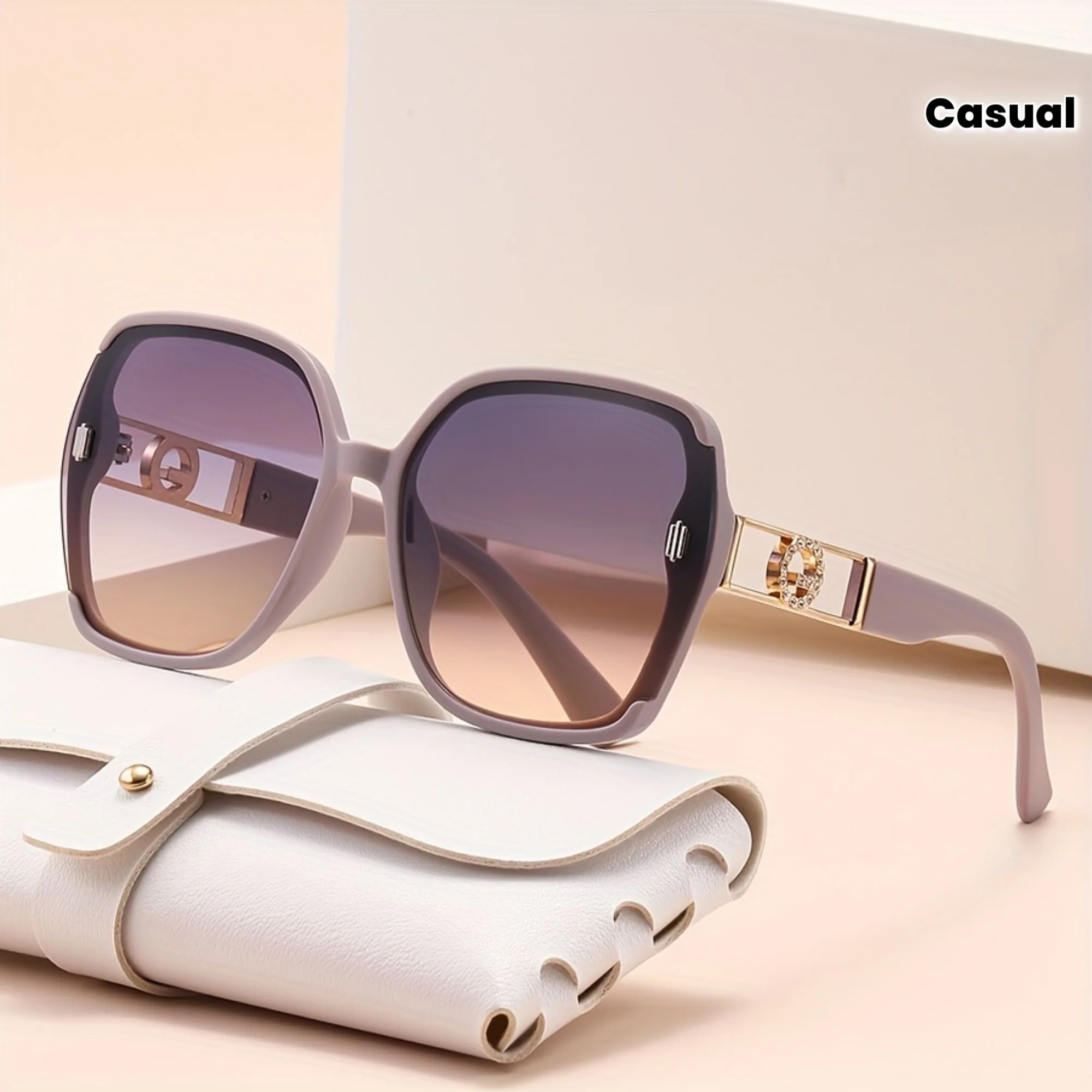 A Pair of Oversized Square Fashionable Glasses Suitable for Both Men And Women, Featuring Luxurious Golden Hinges, Perfect for Casual Wear Or As a Gift. Stylish Modern Design with a Polycarbonate Frame - Image 6