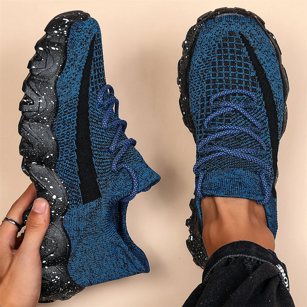Fluxa Knit Sneakers