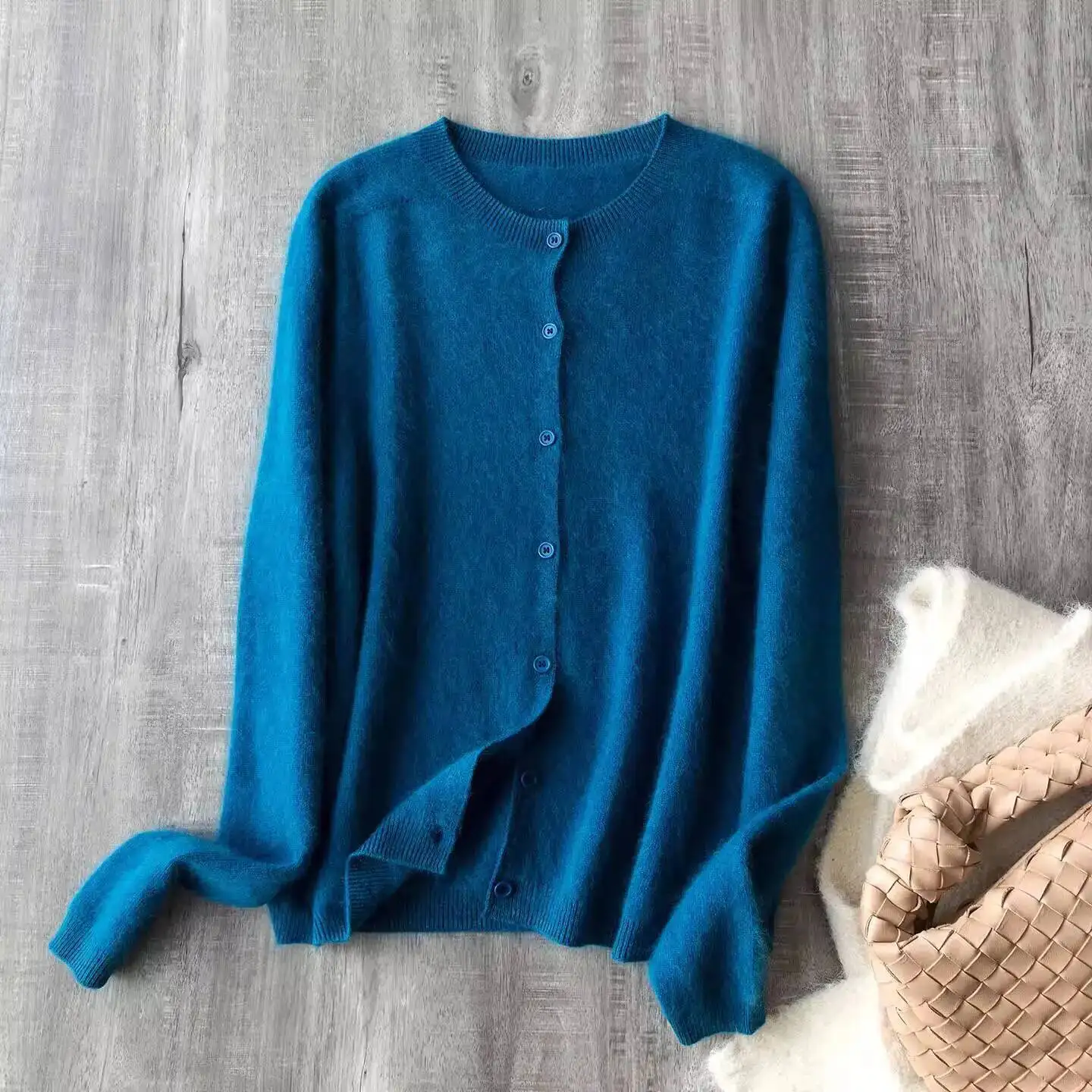 Fleece Wool-Cashmere Button Cardigan - Image 10