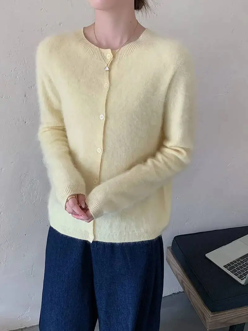 Fleece Wool-Cashmere Button Cardigan - Image 4