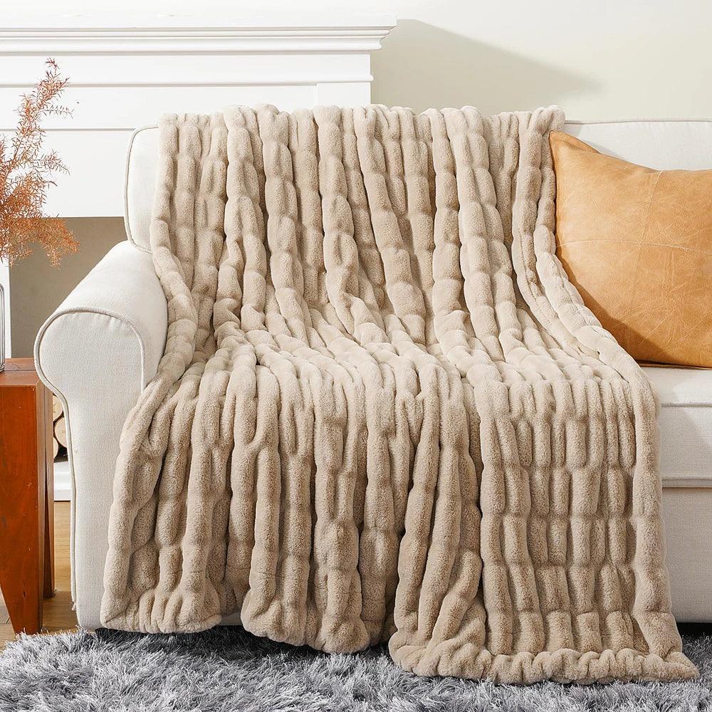 Luxury Faux Fur Throw Blanket - Image 30