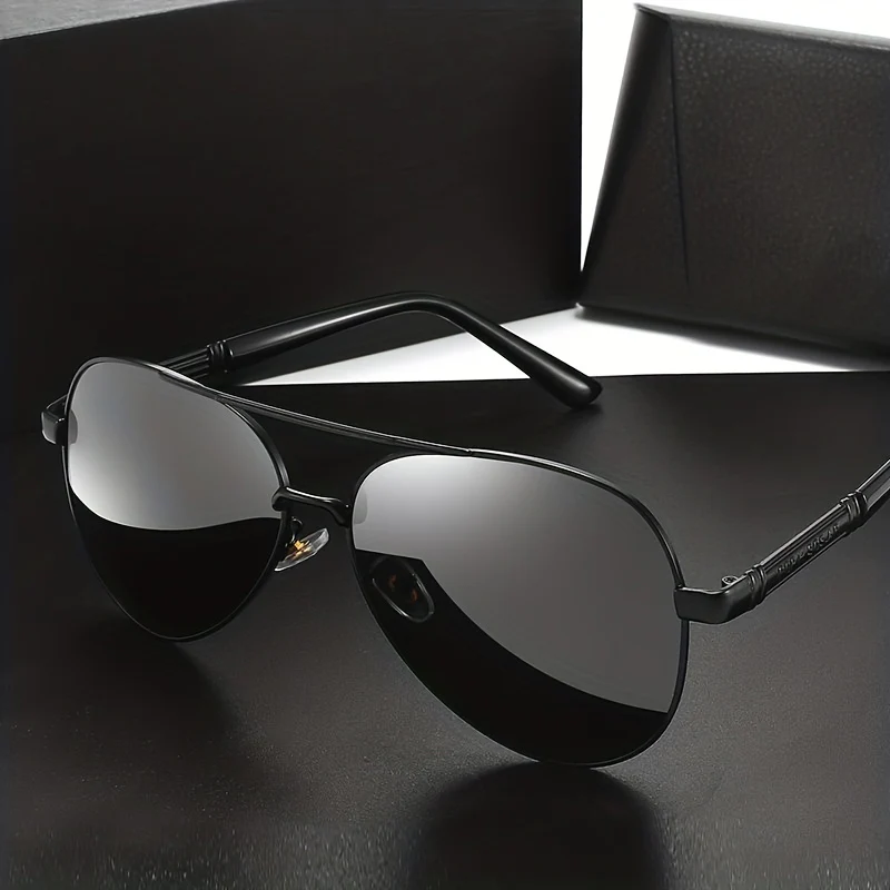 Men'S And Women'S Retro Fashion Glasses - Large Metal Frame, TAC Lenses, Y Style with Glasses Case, Everyday Decorative Glasses, Everyday Glasses | Retro Style Glasses | Metal Frame Glasses, Without Battery - Image 6