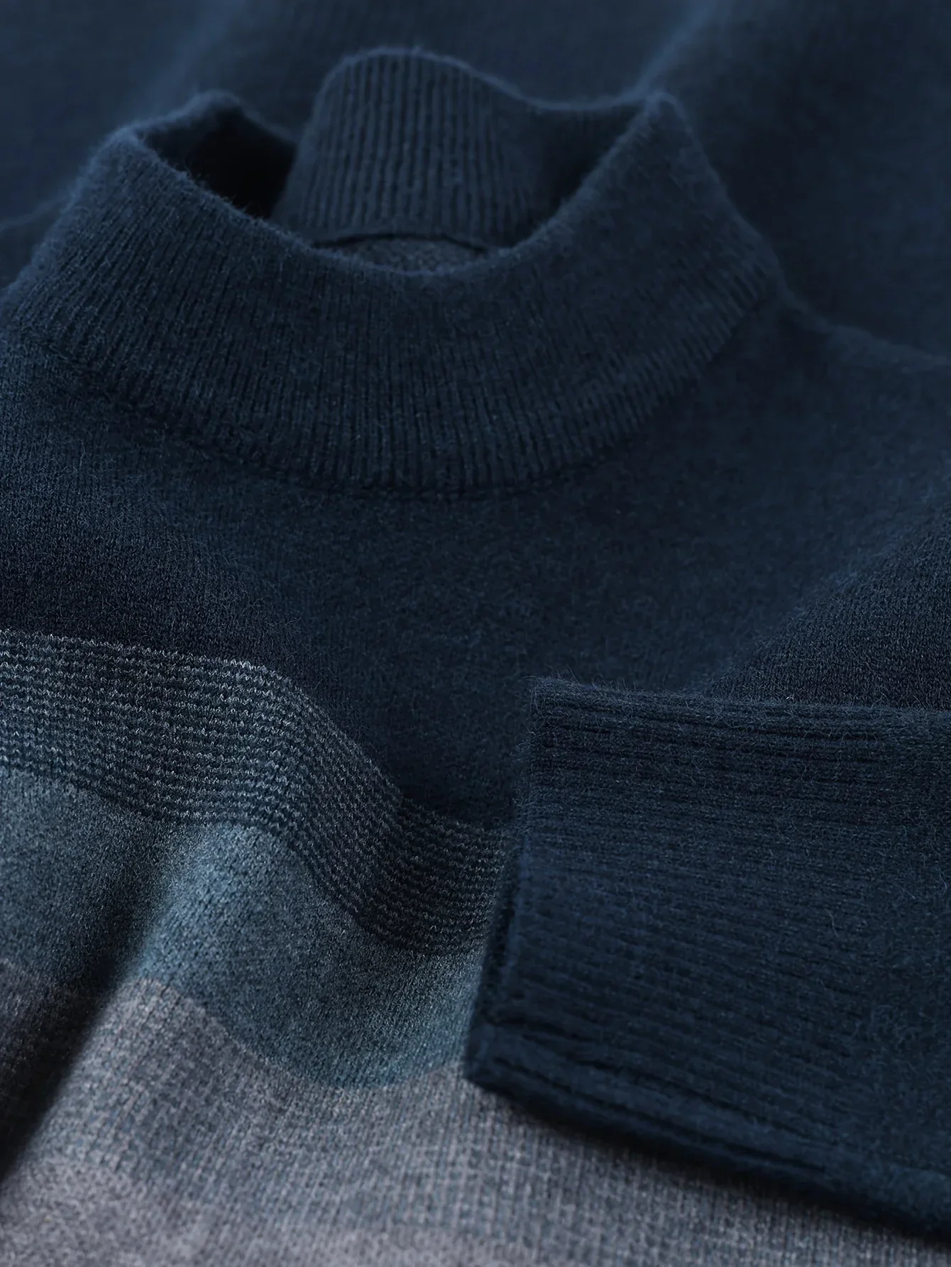 Men'S Thickened Sweater - Navy Blue & Gray Horizontal Stripes, Long Sleeve Round Neck Pullover for Fall/Winter, Casual & Formal Outfits - Everyday & Special Occasion Top, Knit - Image 8