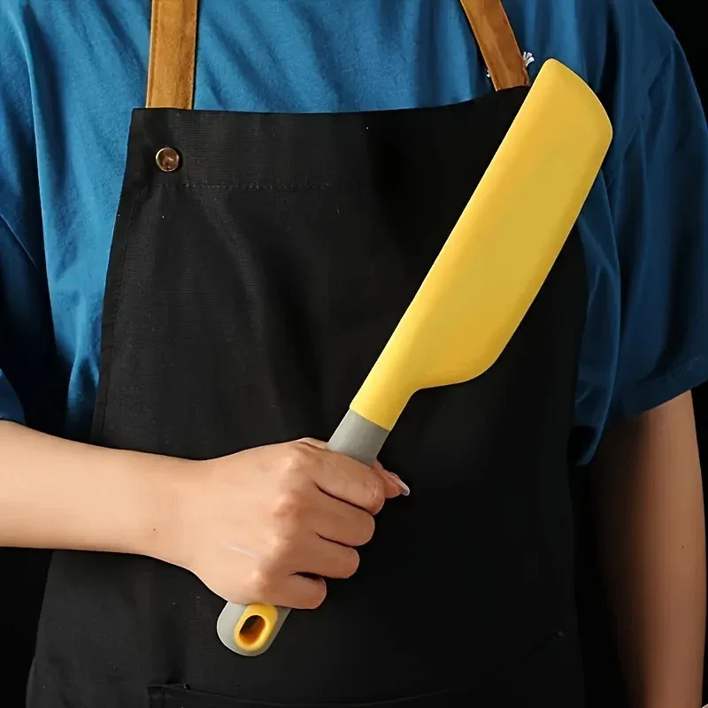 Oversized Silicone Spatula - Heat-Resistant, Non-Stick & Soft Kitchen Tool for Cooking, Baking, Mixing, Stirring & Scraping, Durable & Easy to Clean, Essential Cooking Utensil | Ergonomic Handle Design | Flexible Spatula - Image 4
