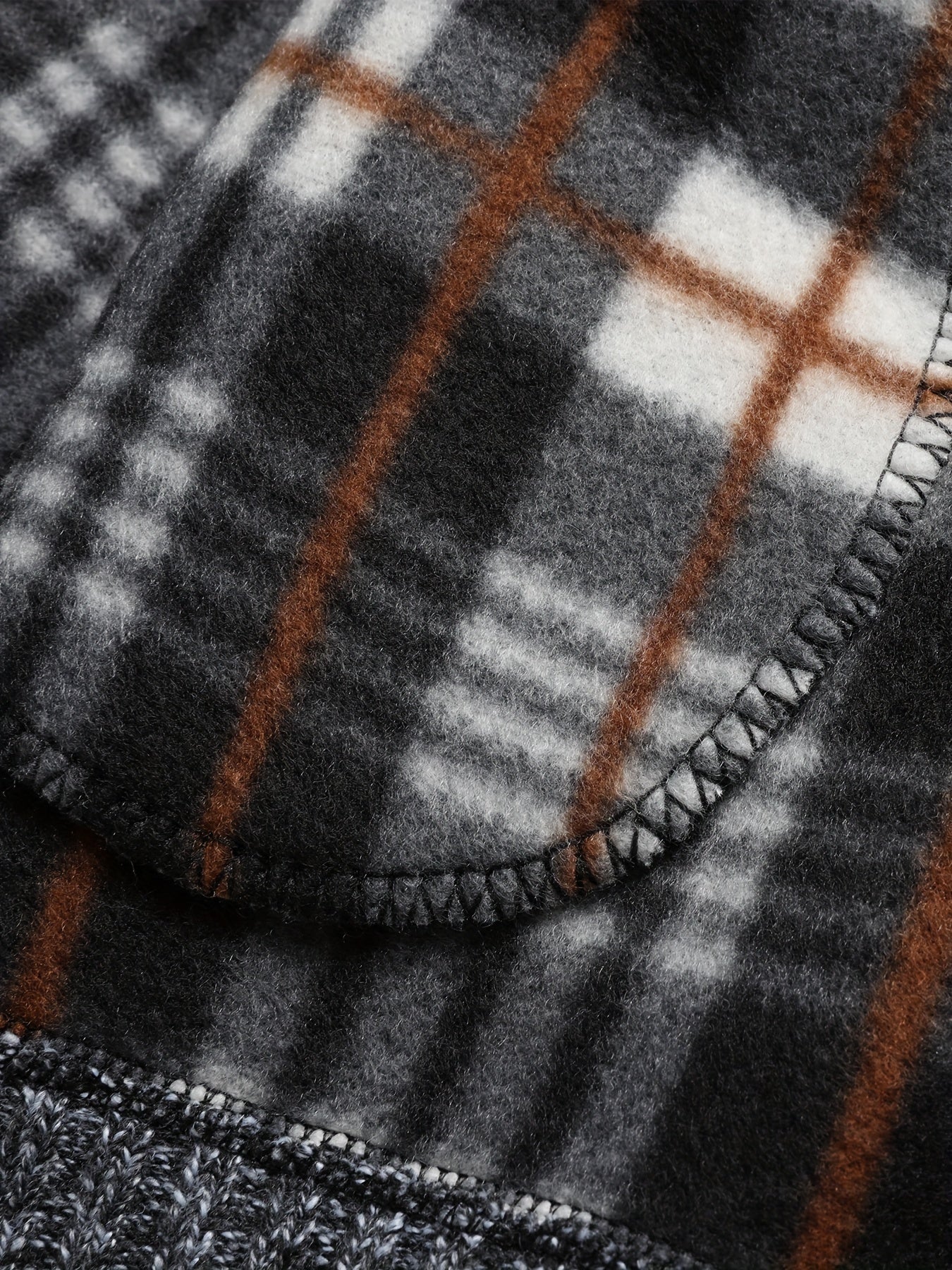 Varelli Knit Vest - Image 36