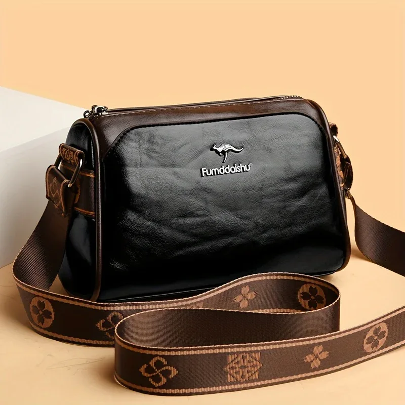 Women'S Crossbody Bag, Solid Color Pillow-Shaped Shoulder Bag with Adjustable Strap, Zipper Closure, Polyester Lining, Edge Paint Detail